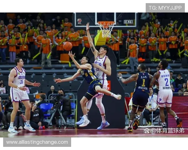 球探网篮球即时比分与其他体育赛事比分对比，满足多样化的体育需求